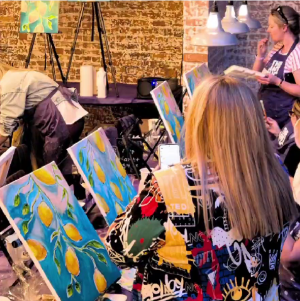 Cocktail & Canvas Night – Creative Social Evening for Women Women enjoying a Cocktail and Canvas night with Culture Calendar – painting on canvas under the guidance of a tutor while sipping cocktails and making new friends